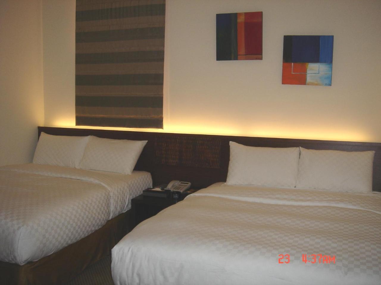 Hip Spa Motel Taichung Exterior foto